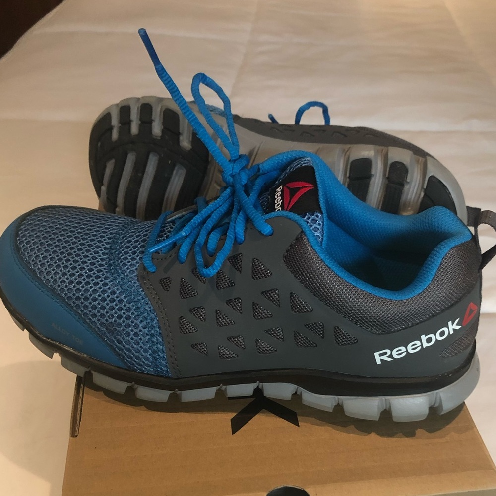 Reebok Steel Toe Work Shoes Size 8.5 (SOLD)